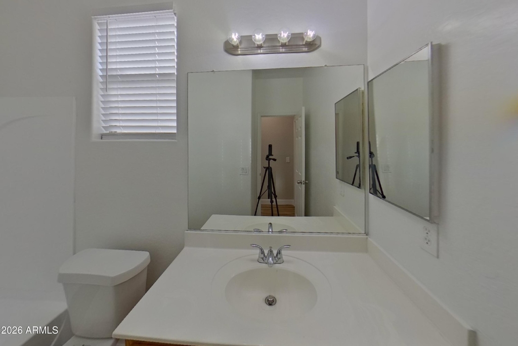 7428 W Pioneer Street - Photo 11
