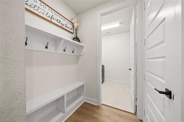 609 Northside Drive - Photo 3