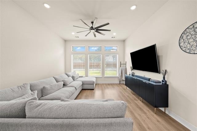 609 Northside Drive - Photo 7