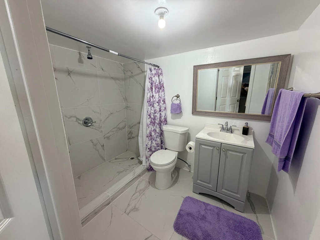 2033 Longwood Road - Photo 6