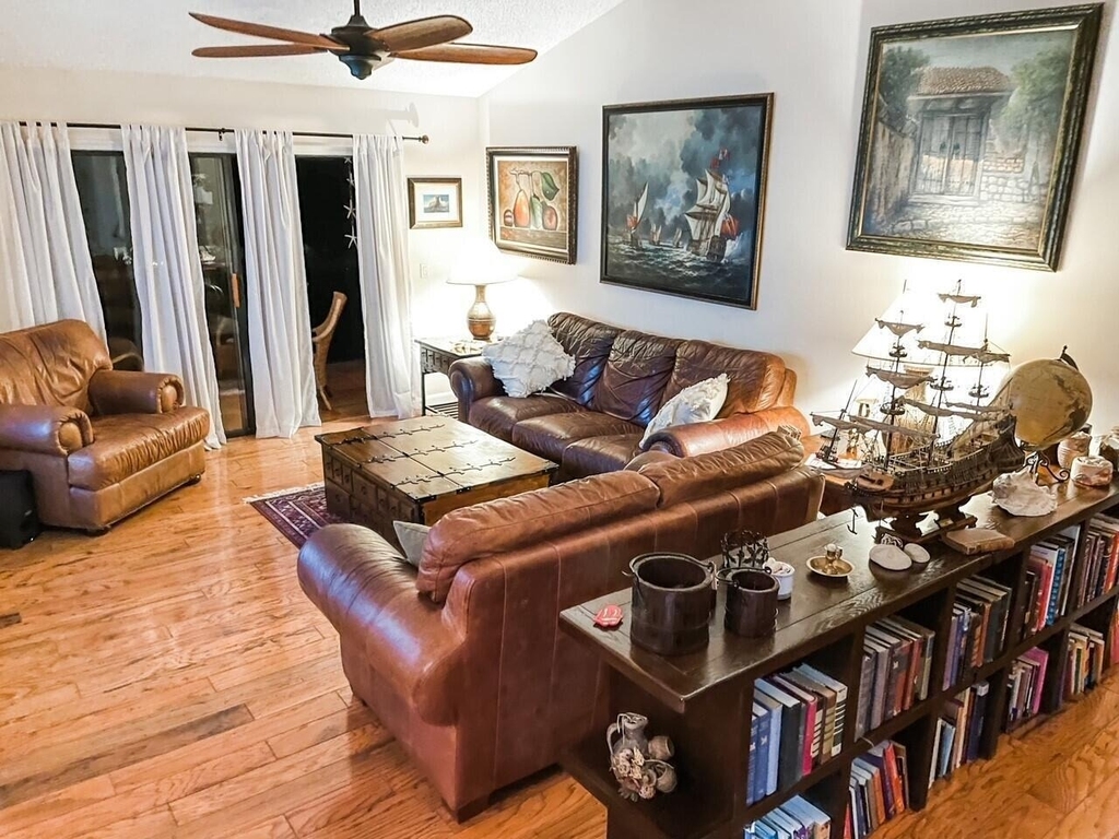 25 Lexington Lane W - Photo 5