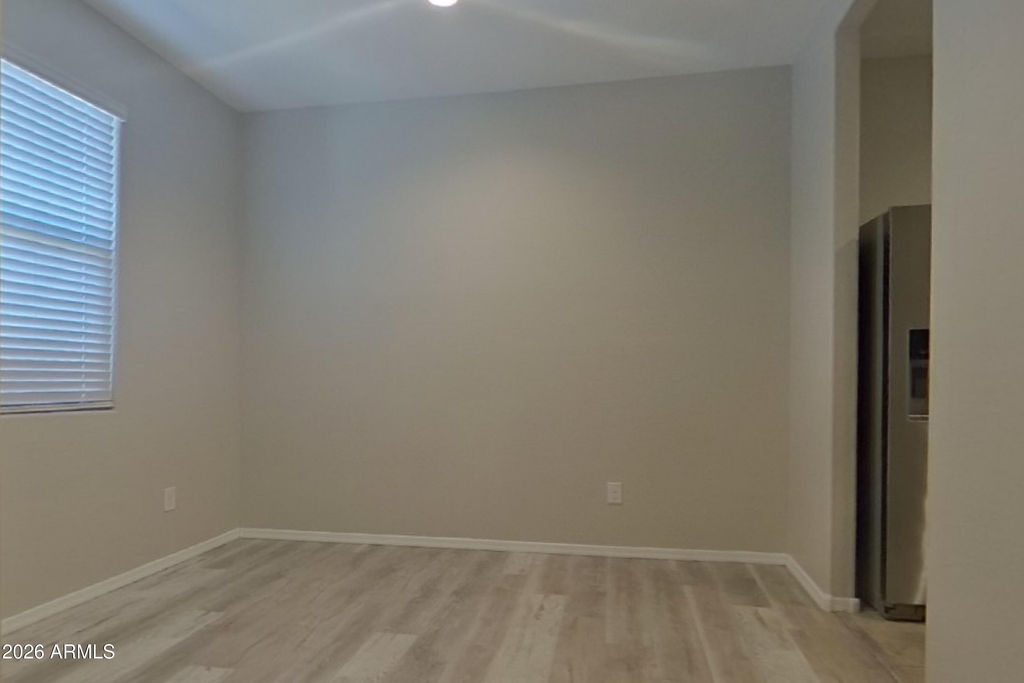 31062 W Mulberry Drive - Photo 3