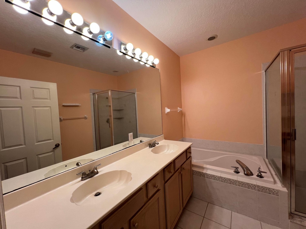 9312 World Cup Way - Photo 13