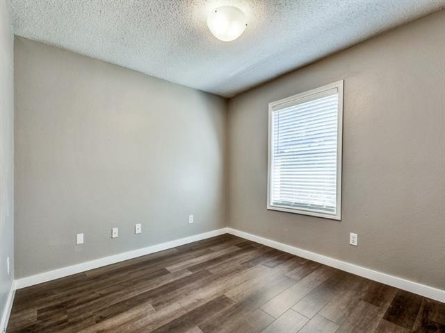 8101 Bay Street - Photo 19