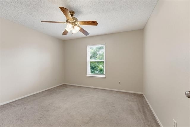 410 W Franklin Street - Photo 11
