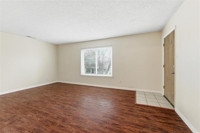 410 W Franklin Street - Photo 3