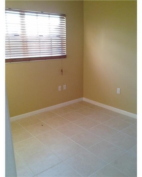 8841 Nw 14th Street - Photo 6