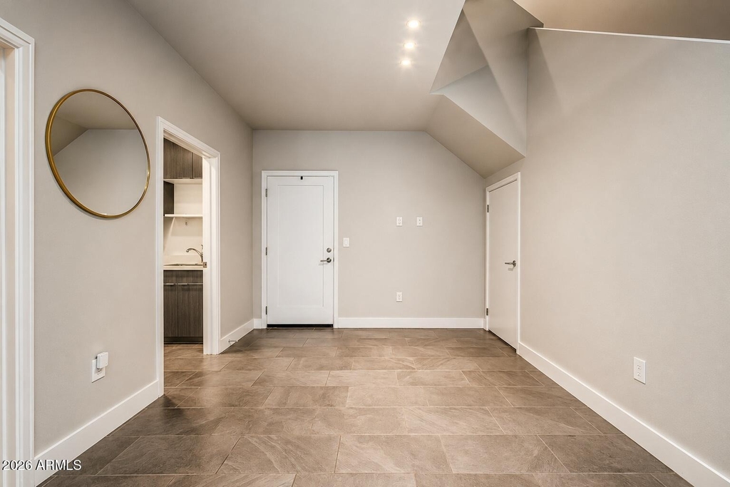 2825 N 42nd Street - Photo 9