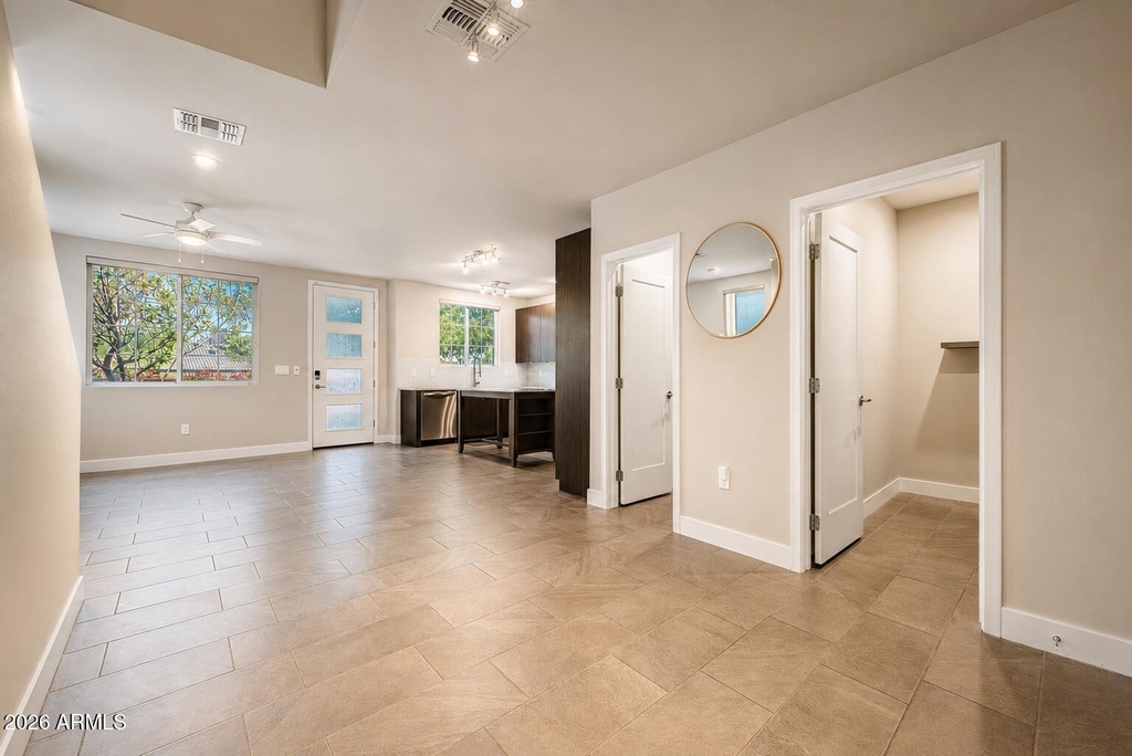 2825 N 42nd Street - Photo 7