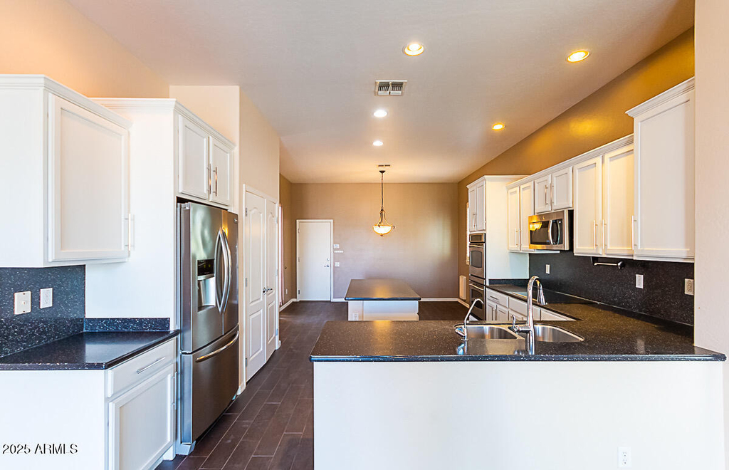 642 E Torrey Pines Place - Photo 11