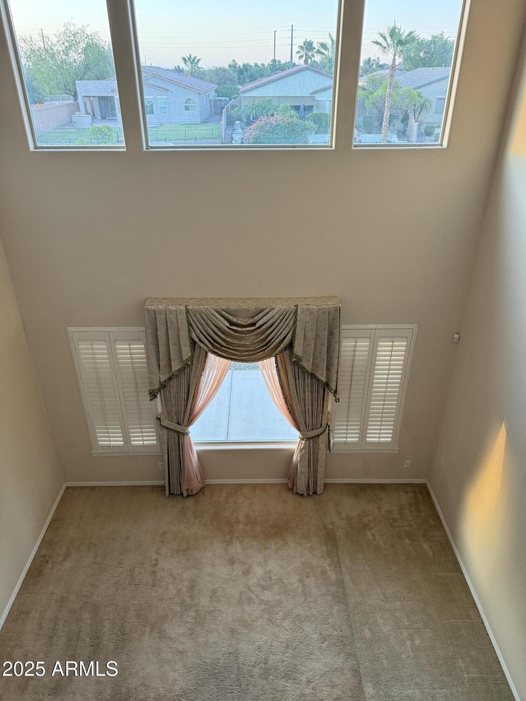 642 E Torrey Pines Place - Photo 16