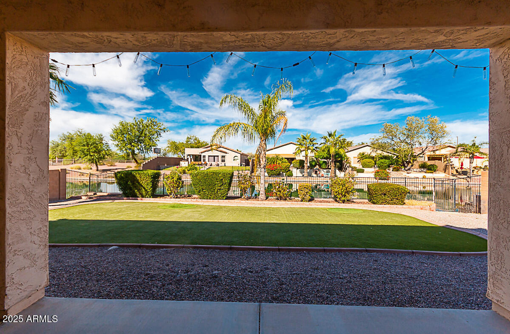 642 E Torrey Pines Place - Photo 28