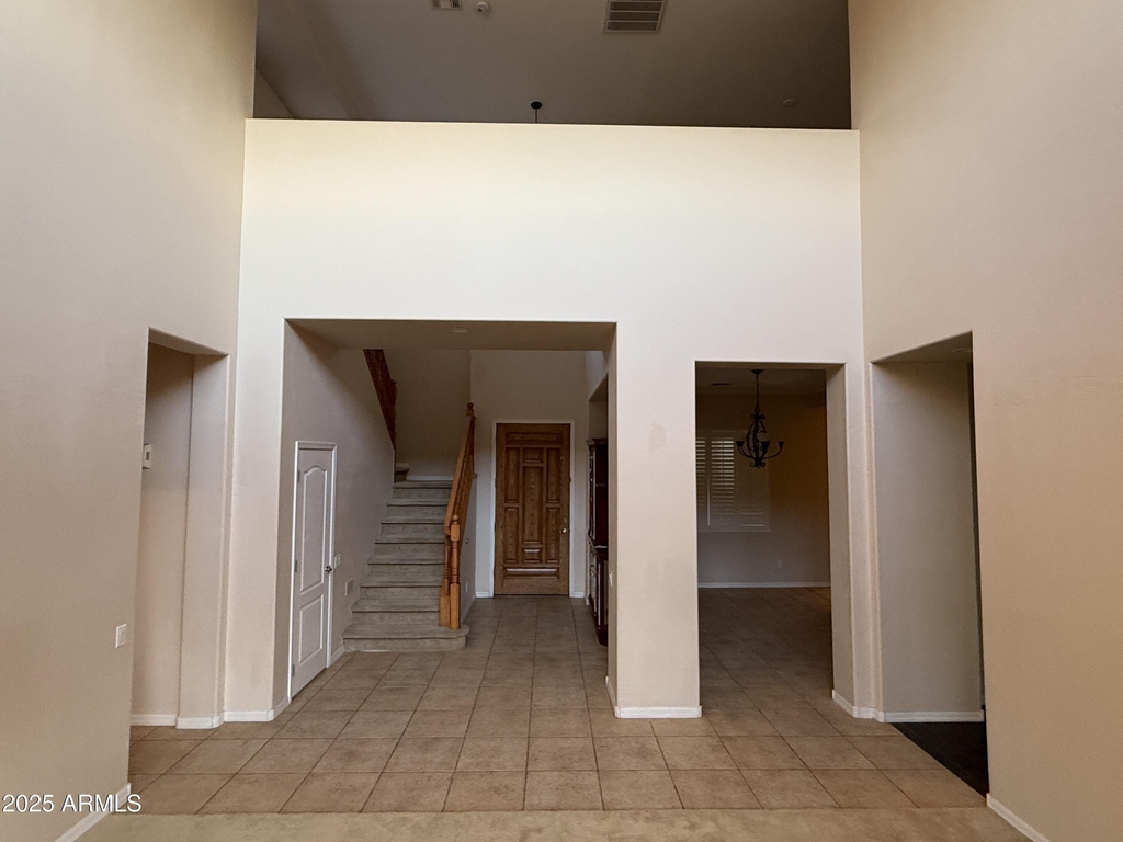 642 E Torrey Pines Place - Photo 10
