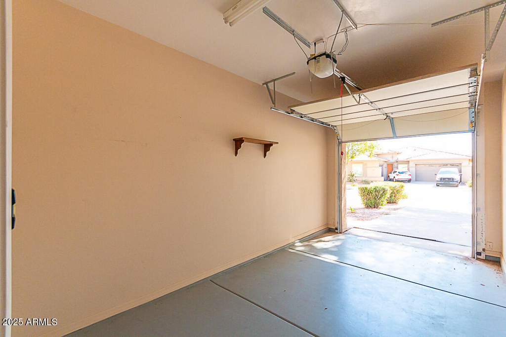 642 E Torrey Pines Place - Photo 30