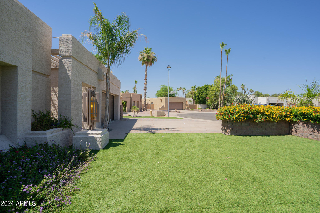 16630 N 67th Street - Photo 4