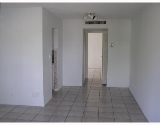 912 Ne 17th Court - Photo 2