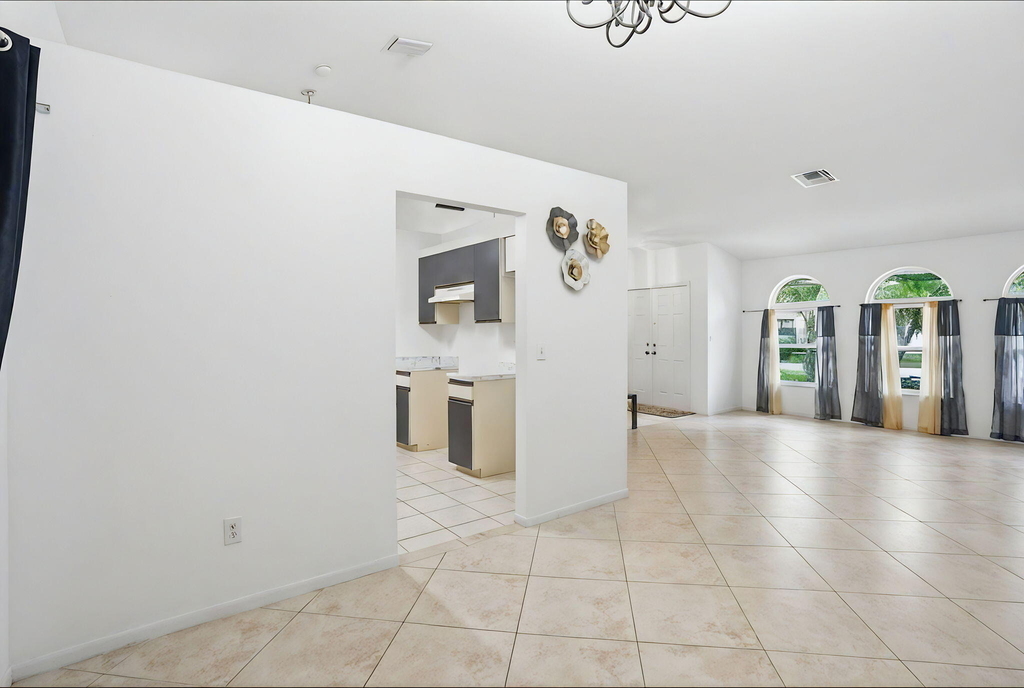 2171 Nw 76th Avenue - Photo 3