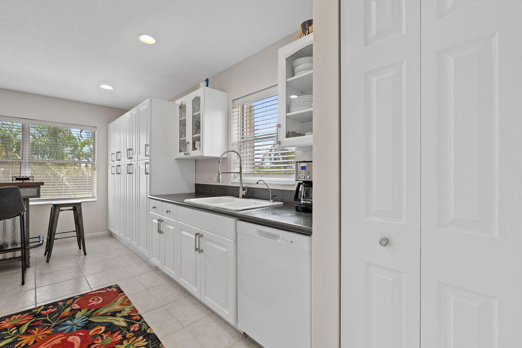 8050 Aberdeen Drive - Photo 23