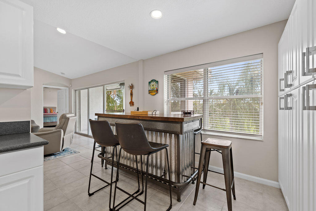 8050 Aberdeen Drive - Photo 18