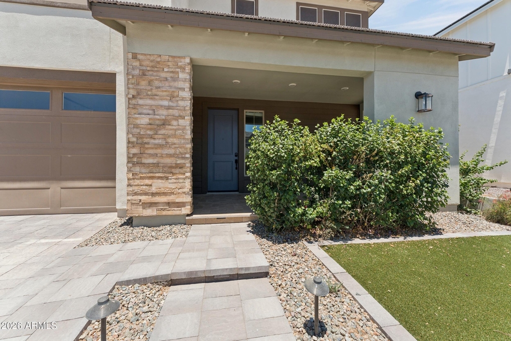 1524 E Carob Court - Photo 4