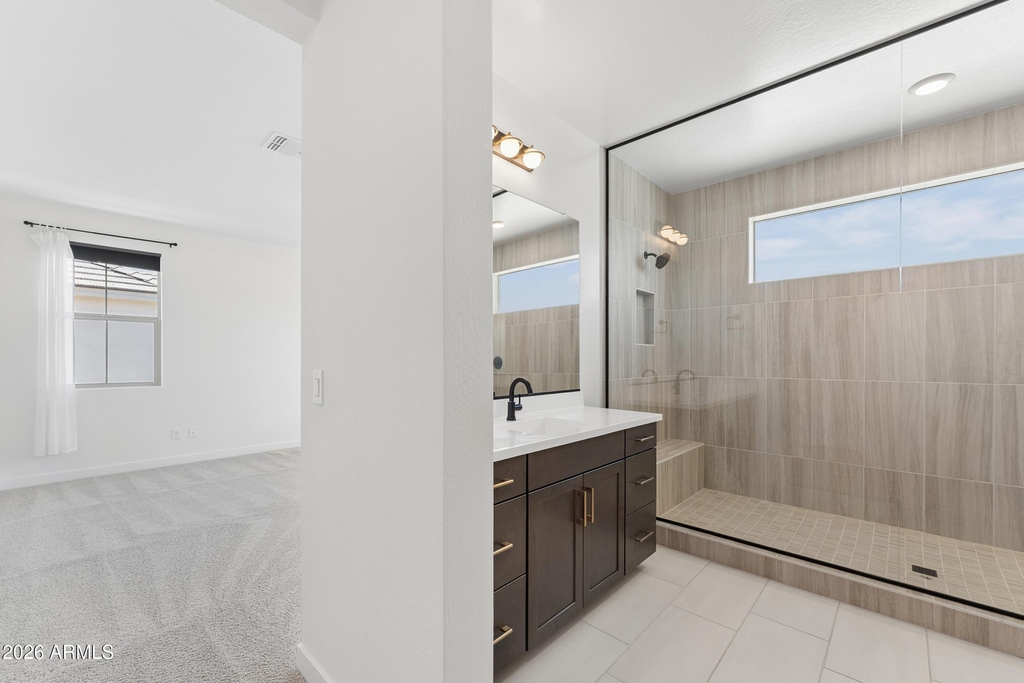 1524 E Carob Court - Photo 32