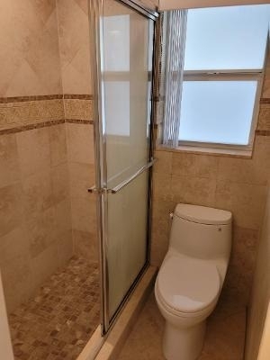 106 E Commercial Boulevard - Photo 0