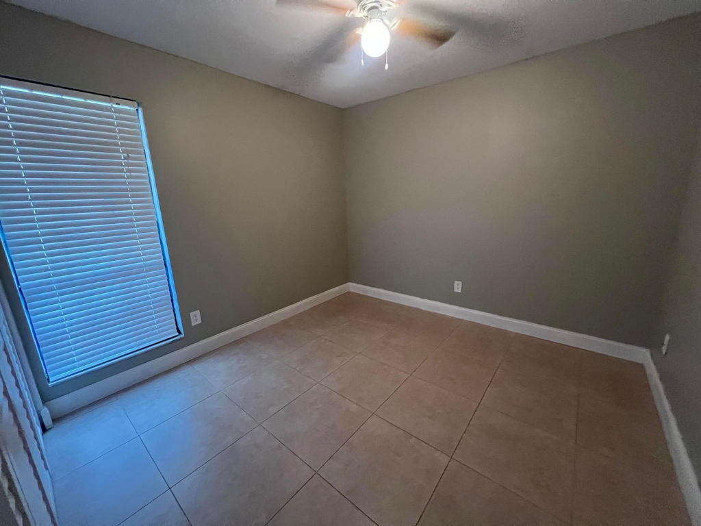 7 Islington Place - Photo 17