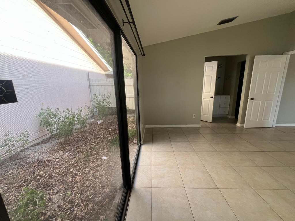 7 Islington Place - Photo 10