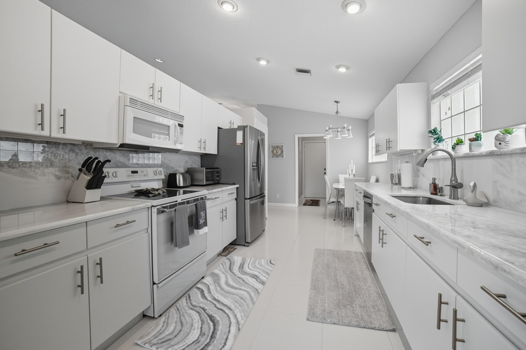 12573 Coral Lakes Drive - Photo 19