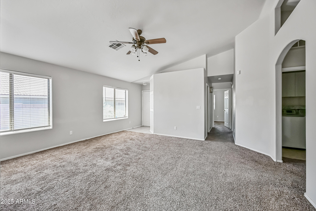 351 N Wildrose -- - Photo 10