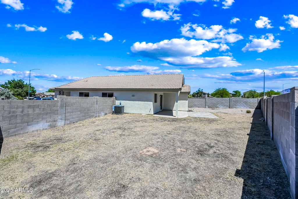 351 N Wildrose -- - Photo 22