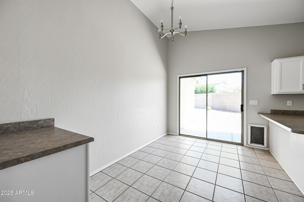 351 N Wildrose -- - Photo 3