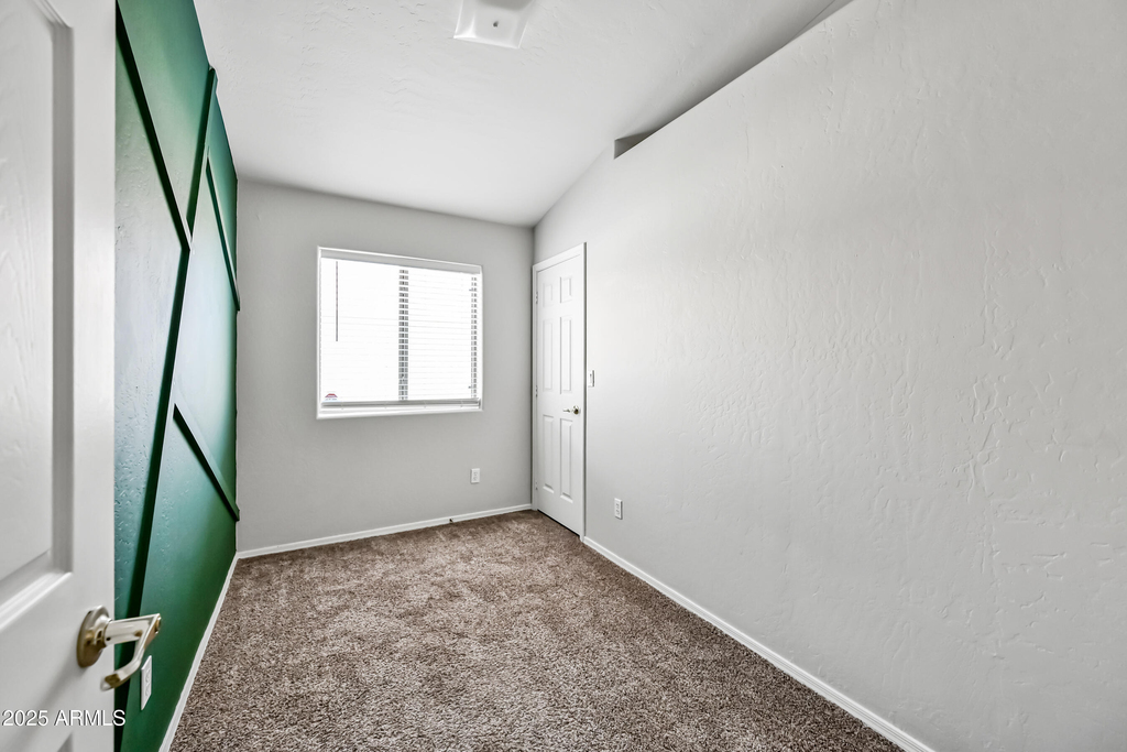 351 N Wildrose -- - Photo 15