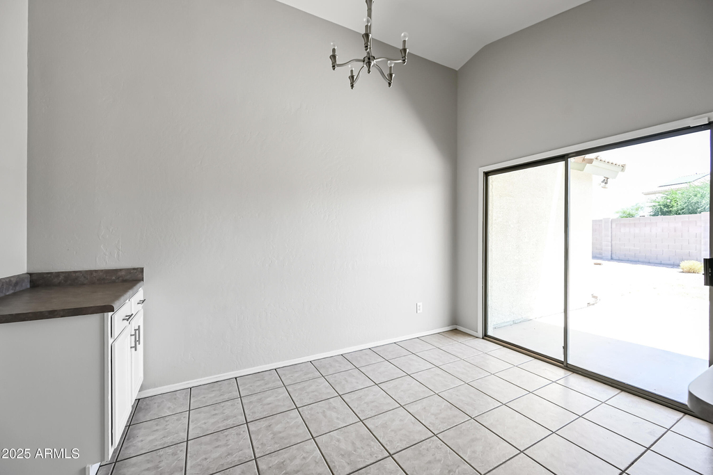 351 N Wildrose -- - Photo 9