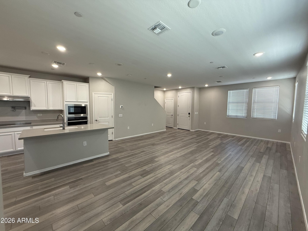 2669 S Peppertree Drive - Photo 4