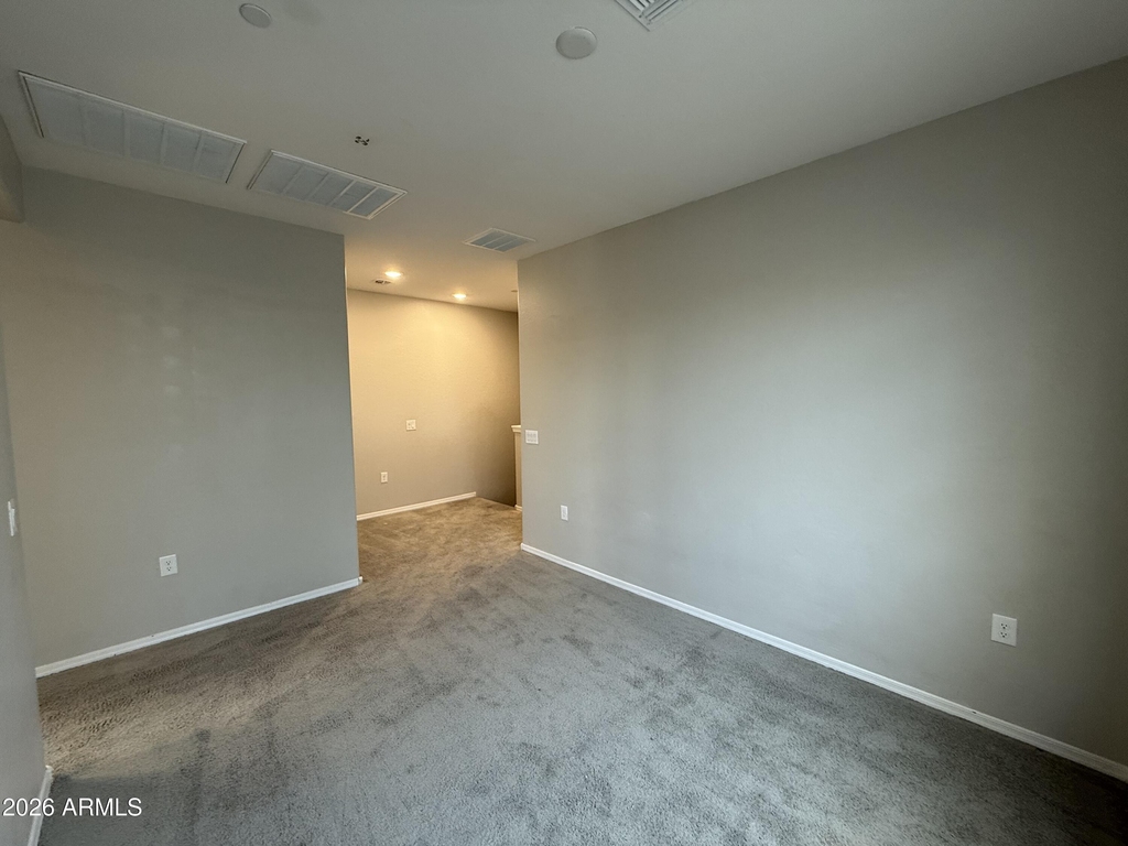 2669 S Peppertree Drive - Photo 18