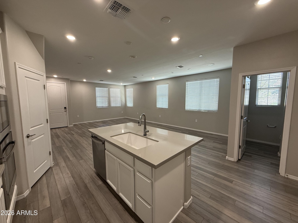 2669 S Peppertree Drive - Photo 7