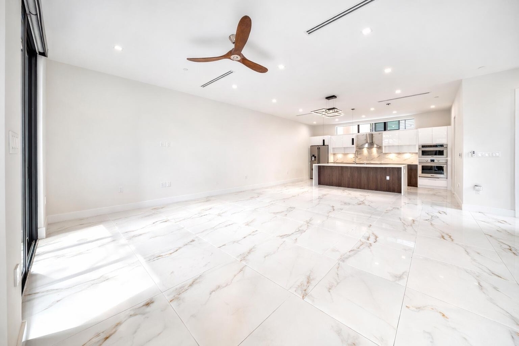 1052 N Victoria Park Road - Photo 12