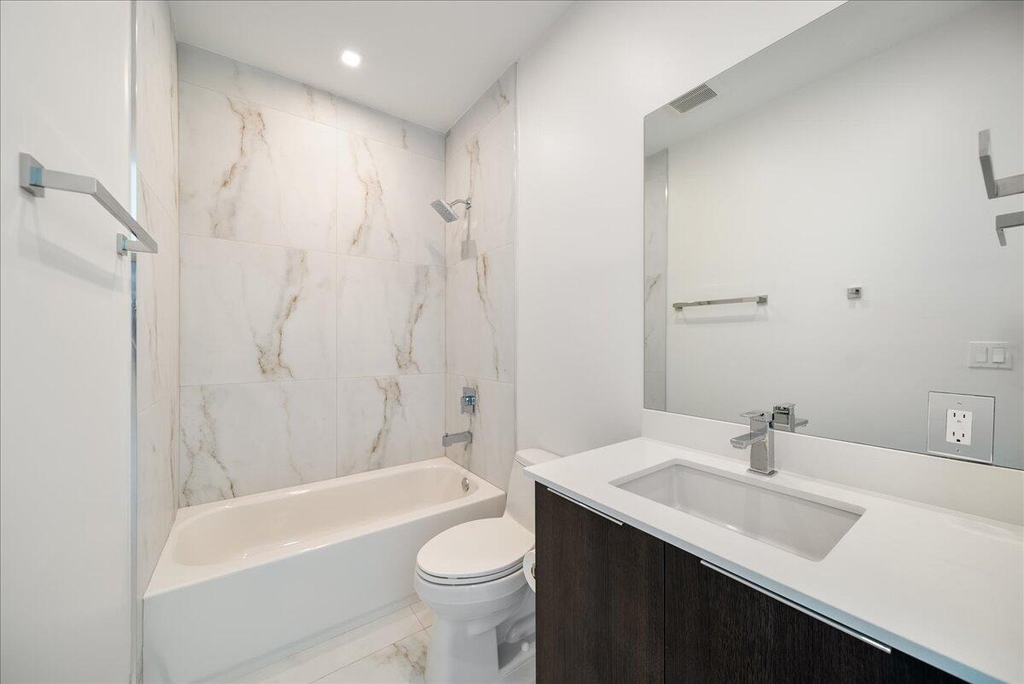 1052 N Victoria Park Road - Photo 21