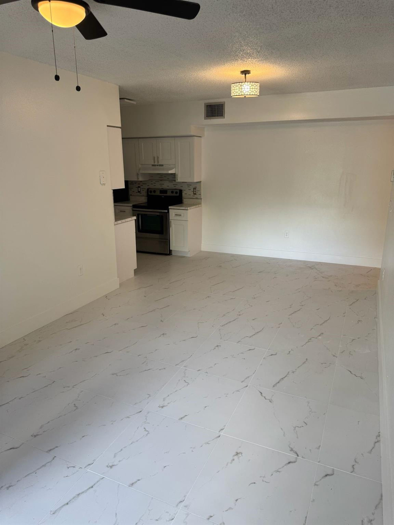 3221 Sabal Palm Manor - Photo 7