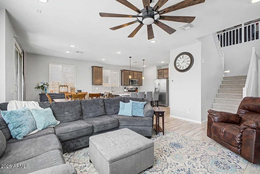 1033 S 150th Drive - Photo 2