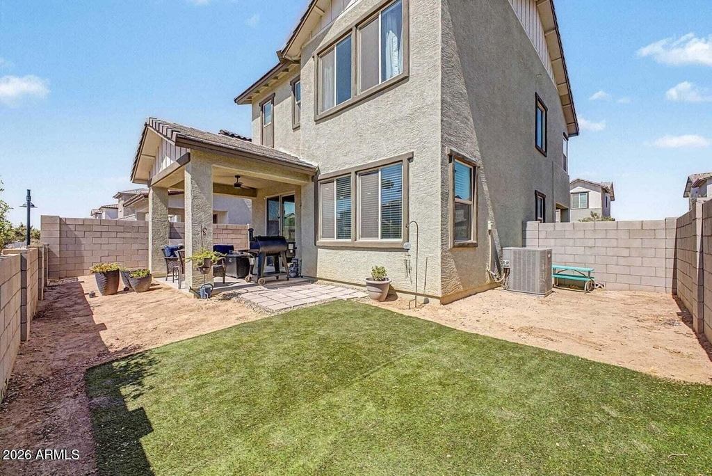 1033 S 150th Drive - Photo 23