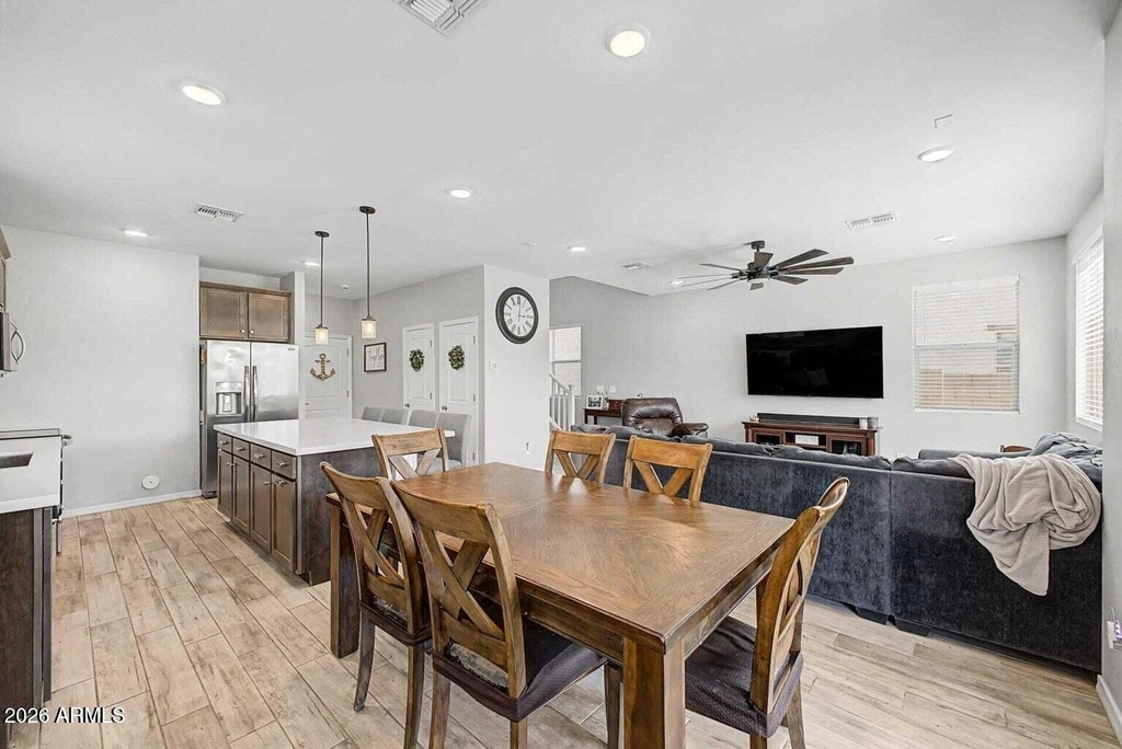 1033 S 150th Drive - Photo 3