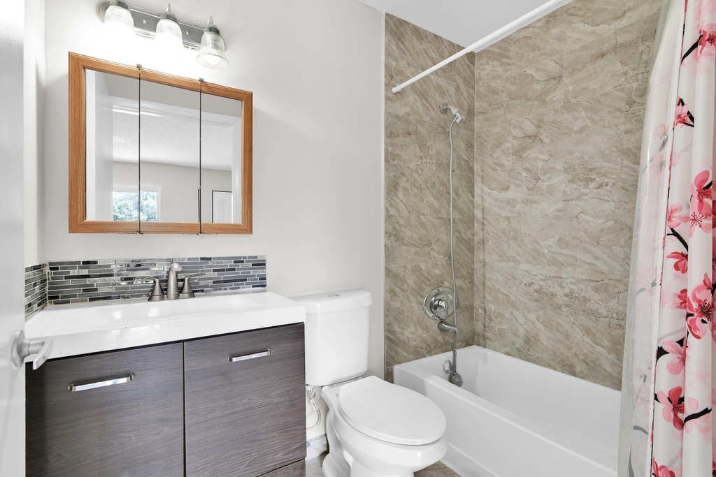 414 Meadows Circle - Photo 11