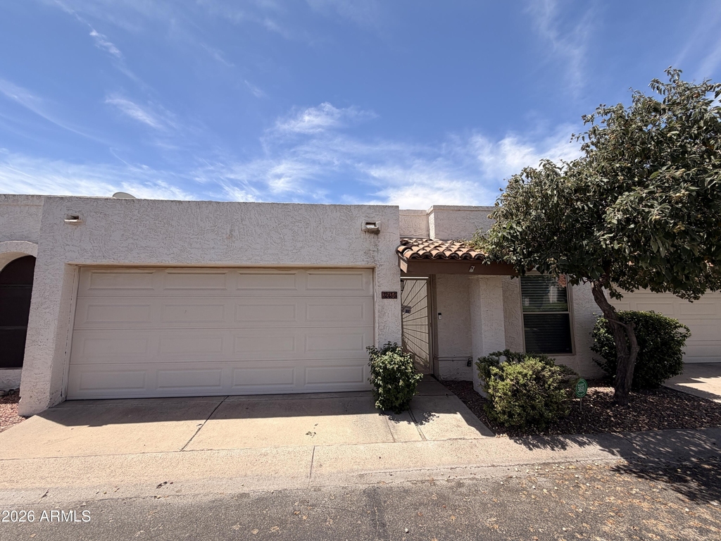 3243 N 38th Street - Photo 0