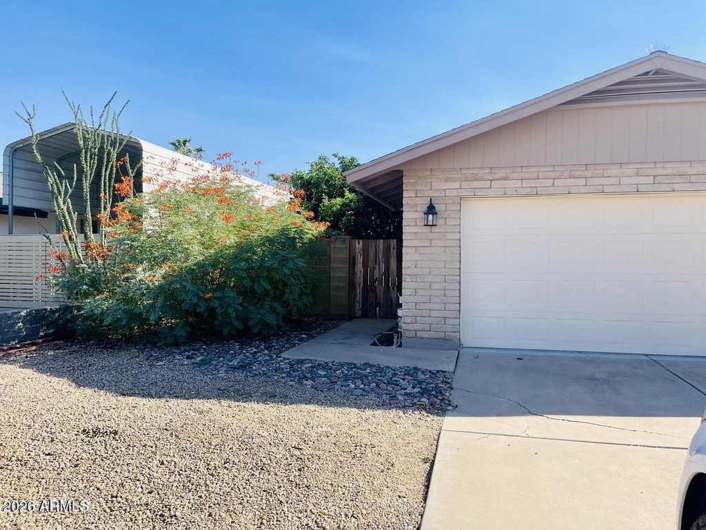 5141 E Blanche Drive - Photo 19