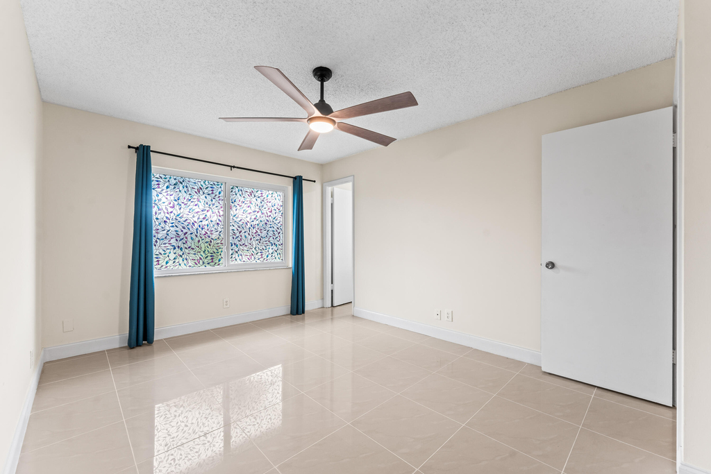 18443 Ruffian Way - Photo 14