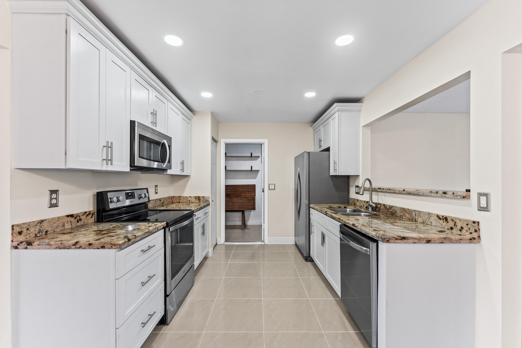 18443 Ruffian Way - Photo 9