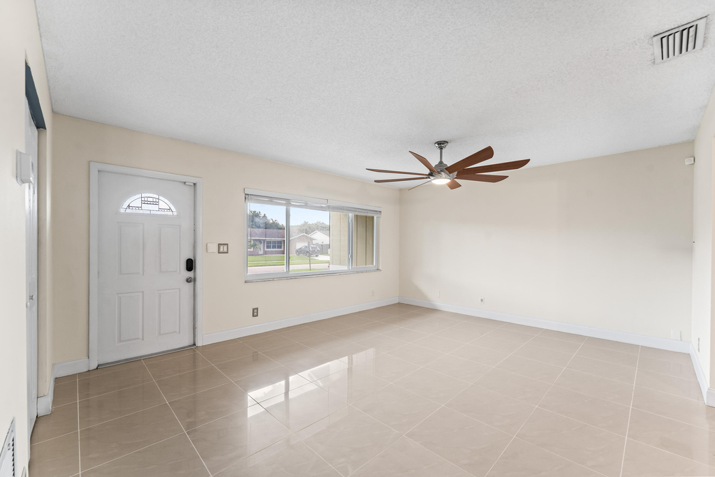 18443 Ruffian Way - Photo 2