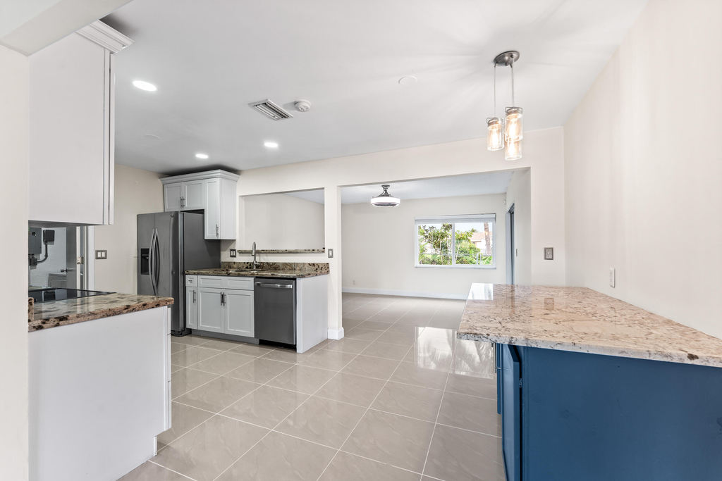 18443 Ruffian Way - Photo 5